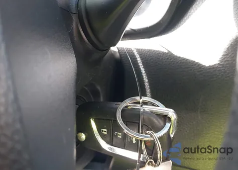 2020 Toyota Corolla Le z USA, uszkodzony, nr VIN JTDEPRAE6LJ034796